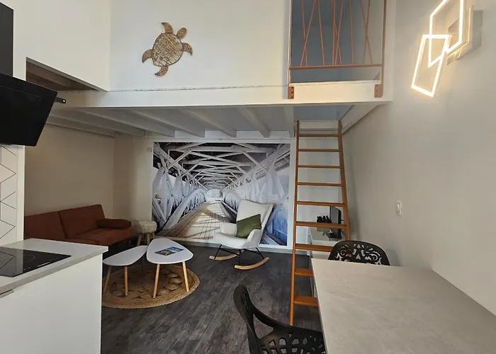 Avec Terrasse Montmeyran